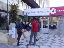 Rassemblement devant l'atelier Google
